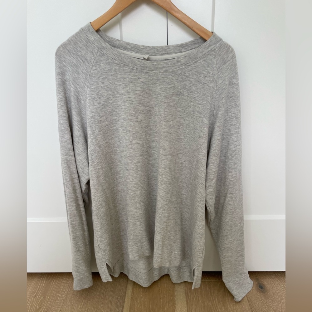 Lou & Grey Signature Softblend Sweatshirt